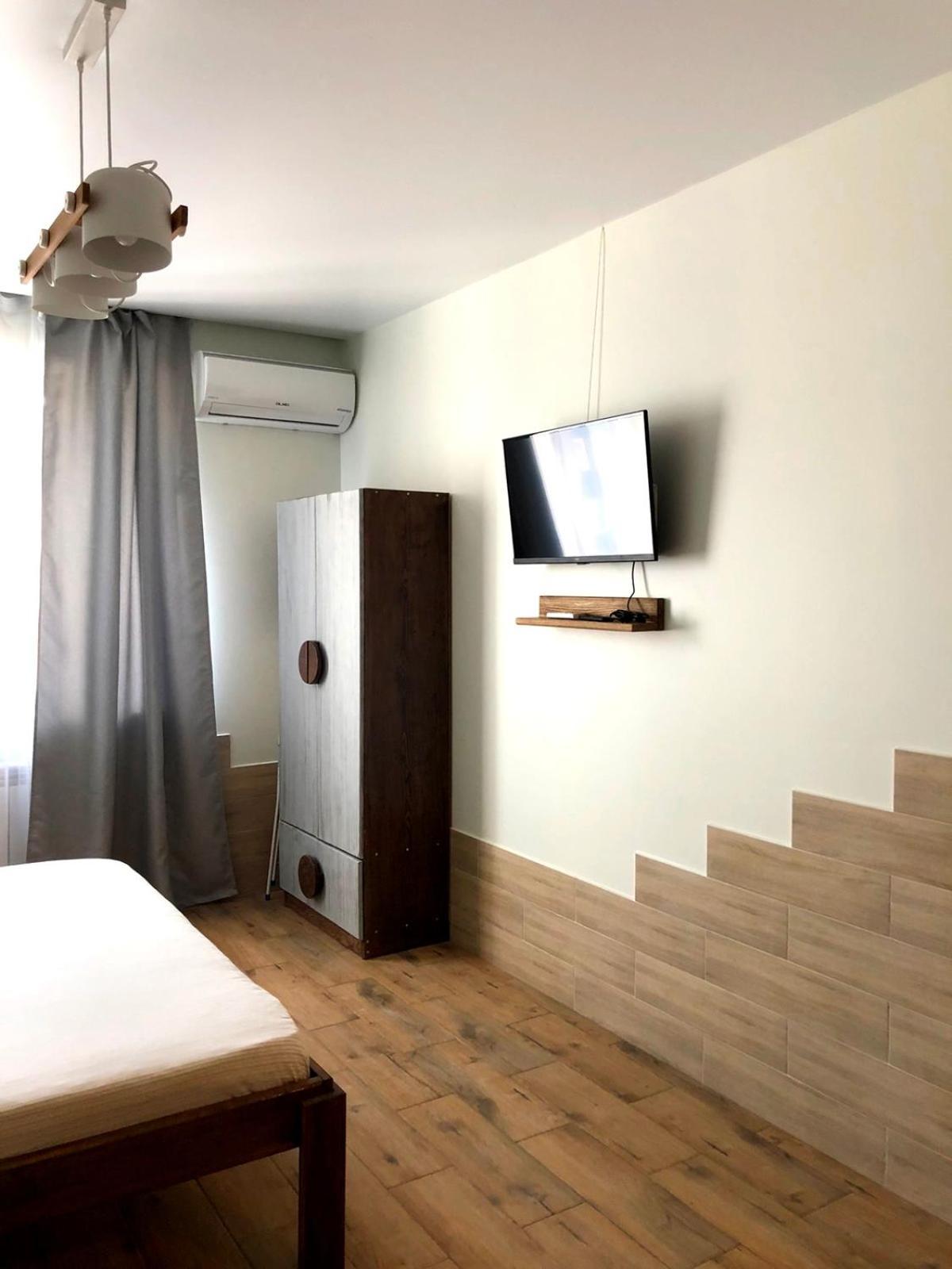 Апартаменты Премьер Kamianets-Podilskyi Ngoại thất bức ảnh